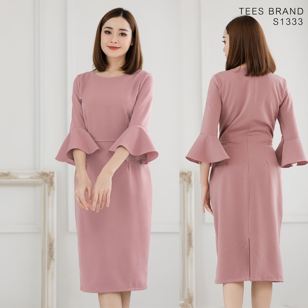 TEESBRAND ชุดทำงานสีชมพู T1333 ทรงสอบ เสื้อคอกลม แขนกระดิ่งห้าส่วน ยาว 40 นิ้ว – โปรปัง