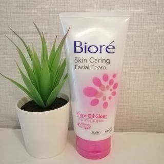 Biore Skin Caring Facial Foam Pure Oil Clear (100ml)