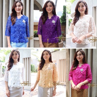 LuxuryDressShop เสื้อใส่ทำบุญ เสื้อไปงานบุญ เสื้อลูกไม้อิตาลี่เกรดคุณภาพคอวีแต่งกระดุมด้านหน้าแขนบาน ยาว 5 ส่วน