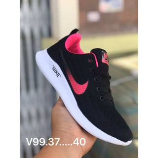 รองเท้าNike รองเท้า สินค้าพร้อมส่ง