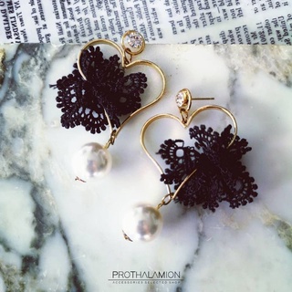 Korea Cute White Black Lace Gold Earring Diamond Pearl ต่างหู ตุ้มหู สีทอง ลูกไม้ ขาว ดำ เกาหลี มุก เพชร น่ารัก