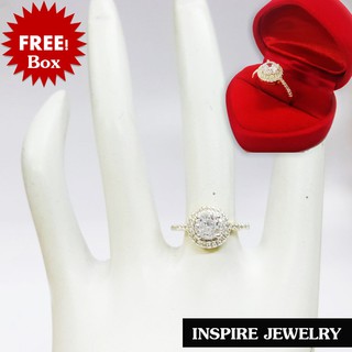 Inspire Jewelry ,แหวนฝังเพชรเม็ดกลมล้อมเพชรรอบ และบ่าทั้งสองข้าง