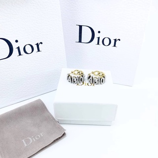 CHRISTIAN DIOR JADIOR CYRSTAL AGED GOLD CHAIN MINI HOOP EARRINGS เครื่องประดับ ตุ้มหูห่วง ต่างหูแบรนด์ดิออร์ ตัวหนังสือ