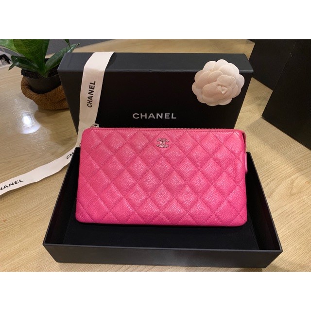 Used vary good condition  Chanel Clutch caviar wallet holo21