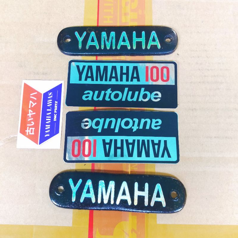 TANK EMBLEM + แบตเตอรี่ TEMPONG STICKER YAMAHA L2G OLD YEAR 1971-1973 .โลโก้ถัง