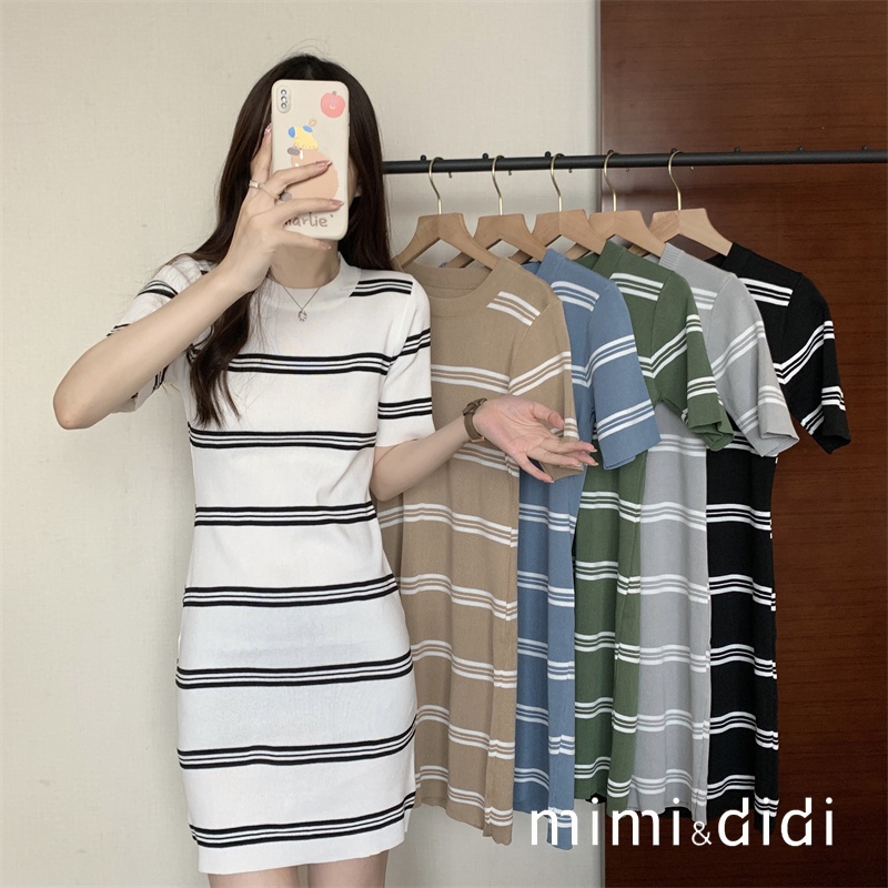 mimi&didiเดรสไหมพรมคอกลมแขน3ส่วน แฟชั่นทรงรัดรูปลายทาง สินค้าเข้าใหม่พร้อมส่ง M0601#