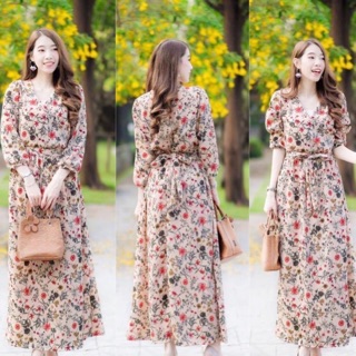 เดรสยาวคอวีป้ายผ้าชิฟฟ่อนพิมพ์ลายดอกไม้ ผ้านิ่ม มีน้ำหนักทิ้งตัว