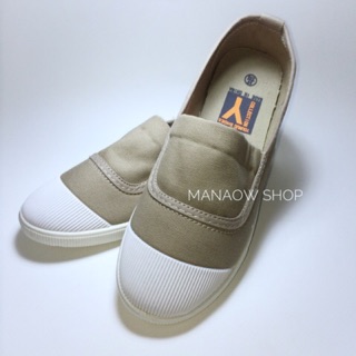 รองเท้าผ้าใบแบบสวม canvas slip on shoes