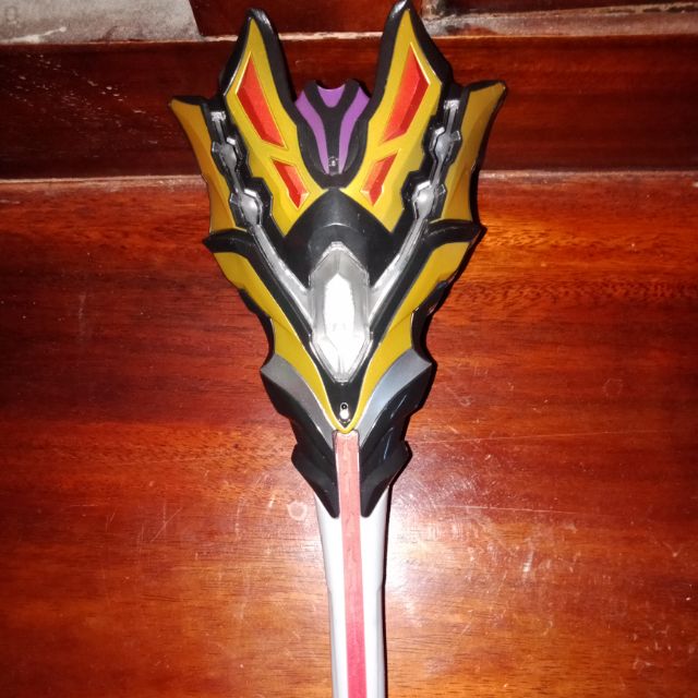 Ultraman geed DX king sword อาวุธอุลตร้าเเมนจี๊ด มือสอง  ของแท้ญี่ปุ่น (ไม่มีแคปซูลแถม) ระบบปกติ