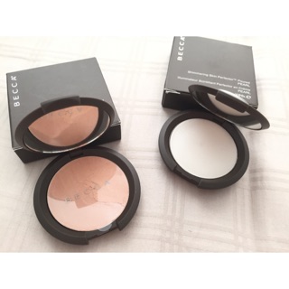 Becca shimmering skin perfector แบบครีม สี opal และ pearl