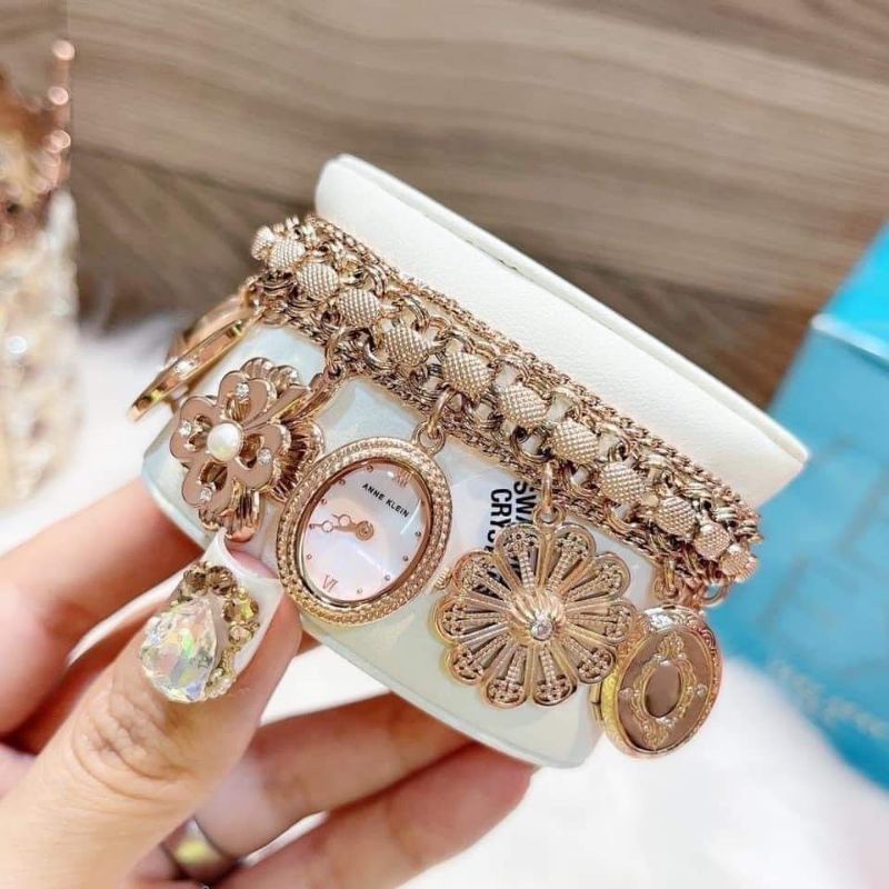 🦋แท้ - พร้อมส่ง🦋นาฬิกา Anne Klein Women's Premium Crystal Accented Rose Gold-Tone Charm Bracelet