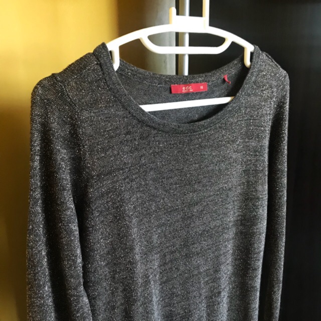 EDC by Esprit sweater เสื้อแขนยาว สเวตเตอร์ สีดำทอง อก 34