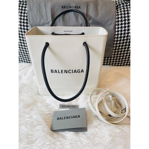 [มือสอง] กระเป๋า Balenciaga Tote XXS (ส่งฟรี)