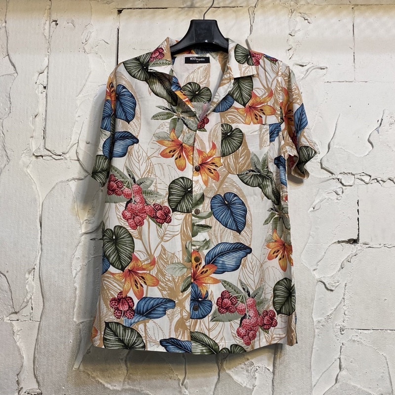 เสื้อฮาวายผ้าสปัน ลายดอกหน้าวัวพื้นขาวM-3XL ใส่สบาย ไม่ร้อน ไม่ยับ