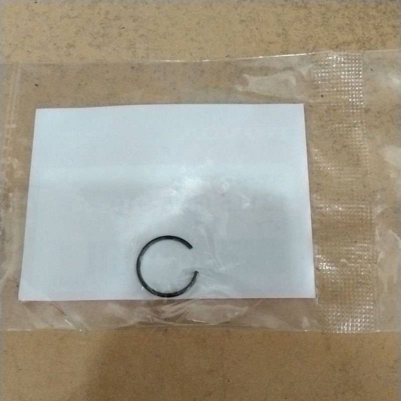 กิ๊บล็อคสลักลูกสูบแท้ศูนย์ 100%Wave-110,wave-110i,wave-125,Click,click-i, (ราคา  ตัว ละ) ขนาด สลัก 13 มิล