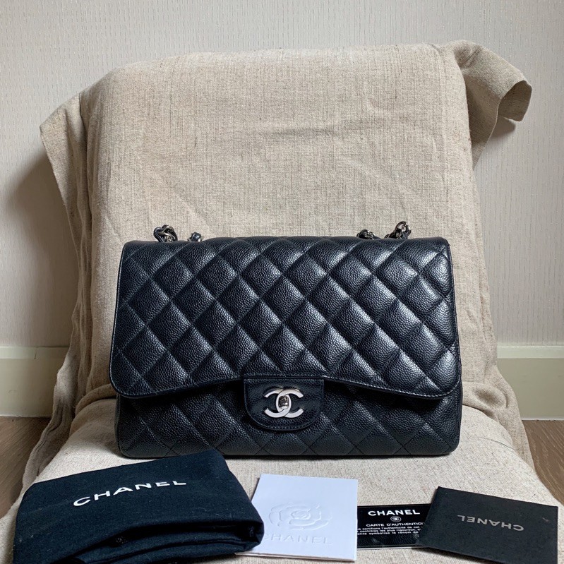 Chanel Classic Jumbo Holo12