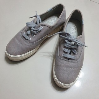 รองเท้าผ้าใบส้นหนา Keds สีเทาเงินเมทัลลิค เบอร์ 36-37