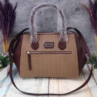 GUESS SAFFIANO HANDBAG (outlet) สีน้ำตาล