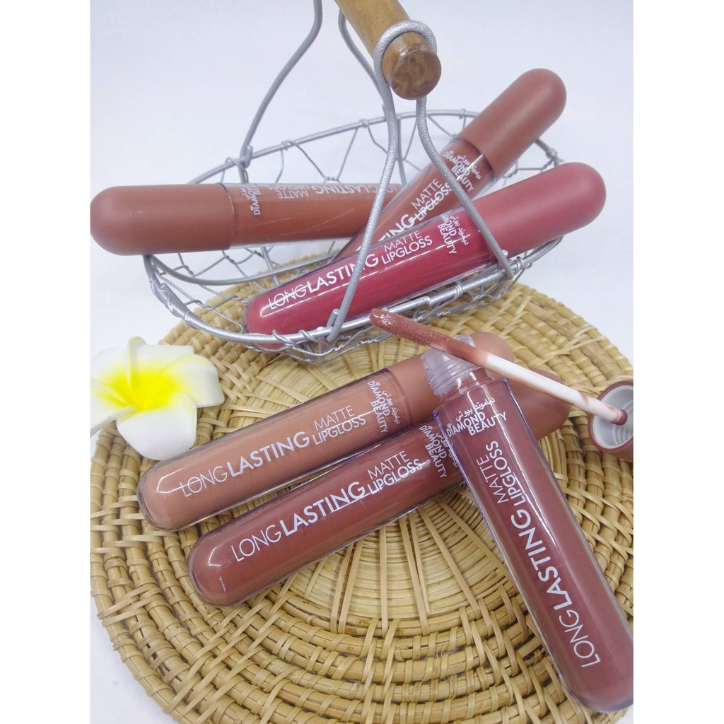MKS1702 ลิปจุ่มเนื้อแมทบางเบา เกลี่ยง่าย เม็ดสีแน่น กันน้ำ ติดทนนาน แม้ผ่านการดื่มน้ำหรือรับประทานอาหาร