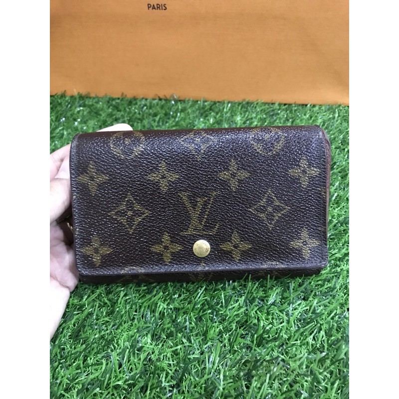 กระเป๋าสตางค์ใบสั้นLV มือสองแท้ 💯%