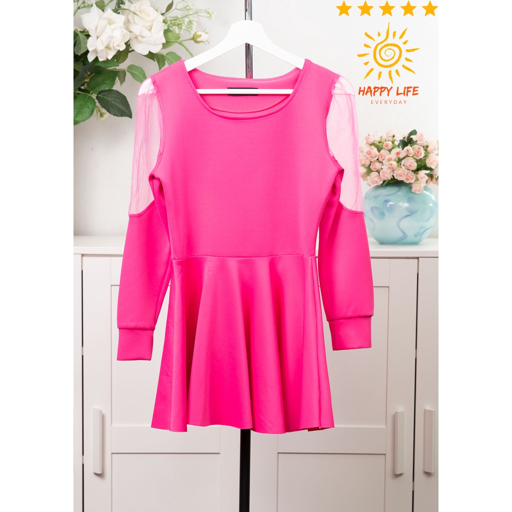 เดรสมือสอง amilee คอกลมแขนยาวแต่งผ้าแก้วซีทรู ทรงบานสั้น ผ้าดีมีน้ำหนักน่ารัก สีชมพูสดใส ไซ้ส์ สภาพด