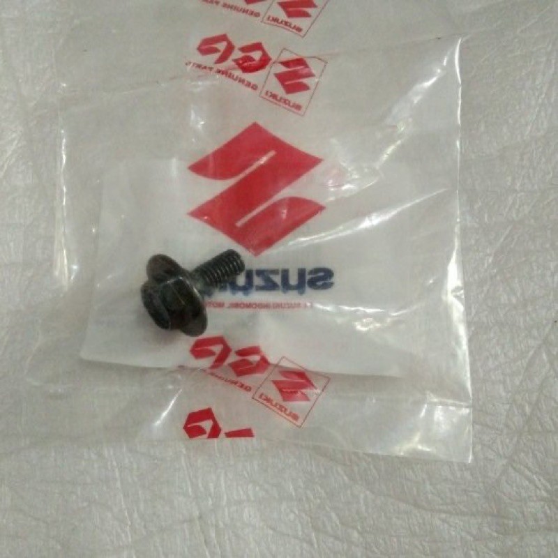 สลักเกลียวยึดบังโคลนหลังสําหรับ Suzuki Gsx R และ S 150