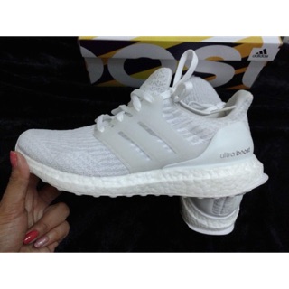 รองเท้า ultra boost ของแท้ มือ2 สภาพเหมือนใหม่ ใส่ทีเดียว