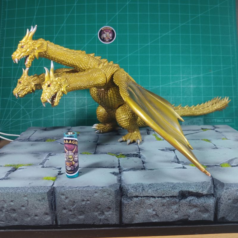 🔥มีของพร้อมส่ง🔥 ของแท้ Bandai 2001 King Ghidorah GMK 1974 สูง 6.5 Inch ยาว 17 Inch Made in China มือ