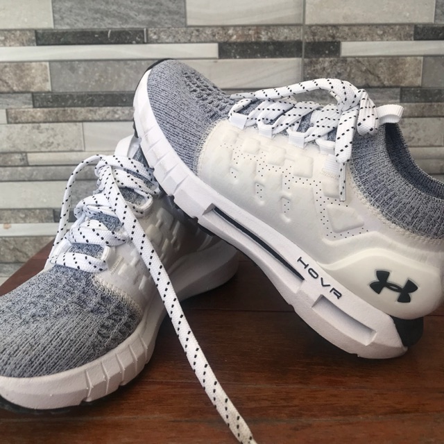 รองเท้า Under Armour ของแท้