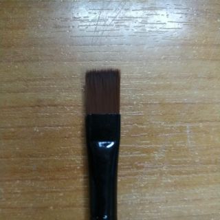แปรงเกลี่ยรองพื้น ใช้แต่งเฉพาะส่วน สีดำB1