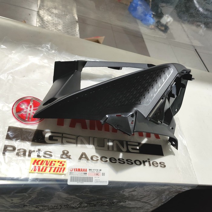INNER WING, FAIRING, FERING R15, R-15 NEW VVA, V3 LEFT (BK6-F117V)