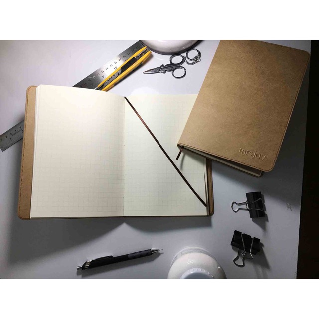 สมุดโน๊ต กระดาษคราฟท์เย็บขอบ (Kraft Paper Notebook A6 size) เนื้อในกระดาษถนอมสายตา ขนาดA6
