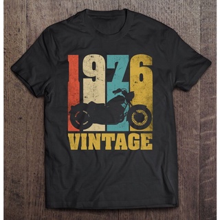 เสือยืดผู้ชาย - วันเกิดครบรอบ45ปีนักขี่จักรยาน45ปีMotocycleวินเทจ1976Ver2เสื้อยืดเสื้อยืดการ์ตูนเสื