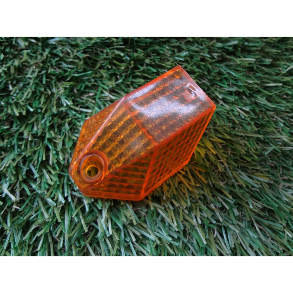 ฝาไฟเลี้ยว AR125R หน้า (05806)