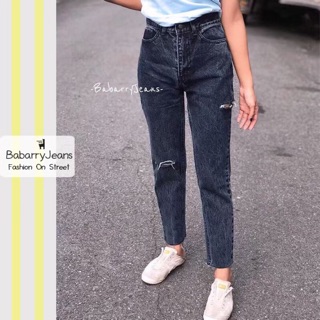 BabarryJeans ยีนส์ทรงบอยเฟรน เอวสูง แต่งขาด สียีนส์ดำฟอก