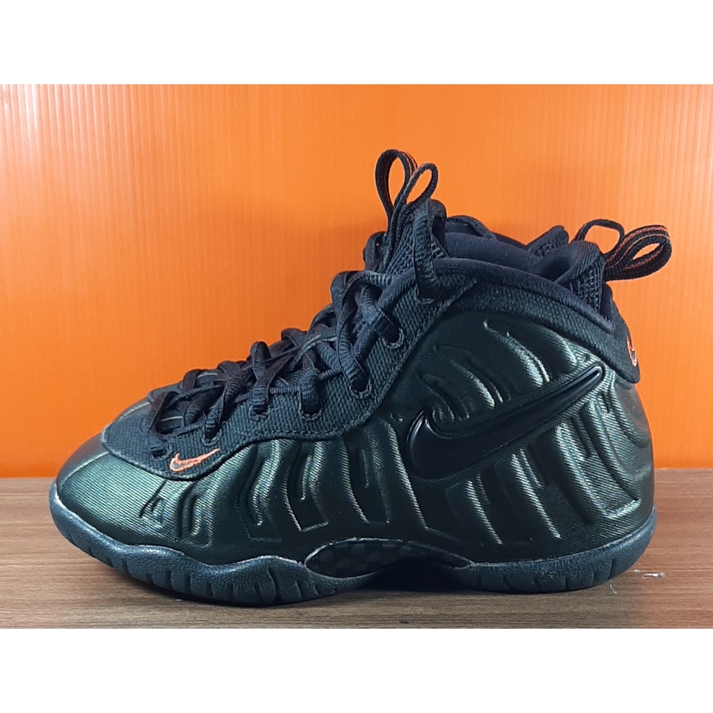 รองเท้าเด็กมือสองของแทั NIKE 17cm