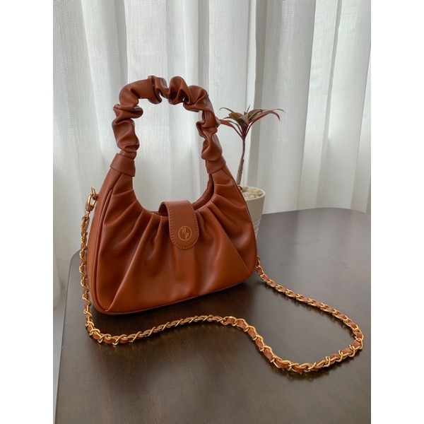 MONIKA-Cinnamon Color!