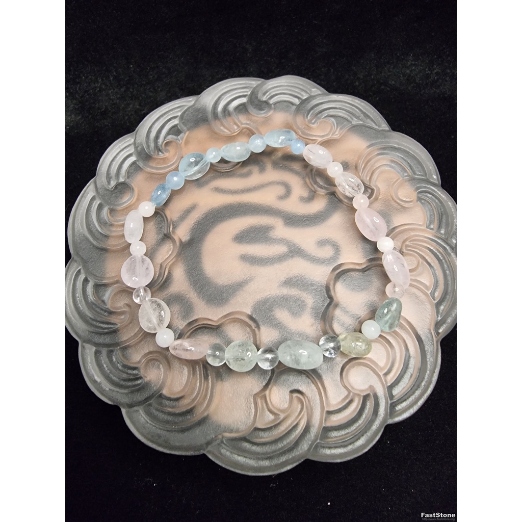 Ice Candy Morganite สร้อยข้อมือหิน Charm รูปทรงธรรมชาติ 3A 6 มม. C876