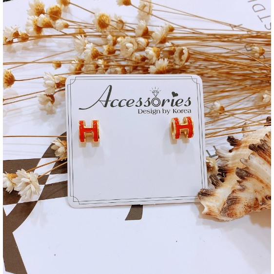 RED H-SHAPED TITAN EARRINGS