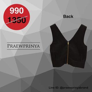 Praewprinya Classic Top
Size: Bust/Waist/Length 
SS:32/26/18
S:33/27/18
M:34/28/18
L:35/29/18.5