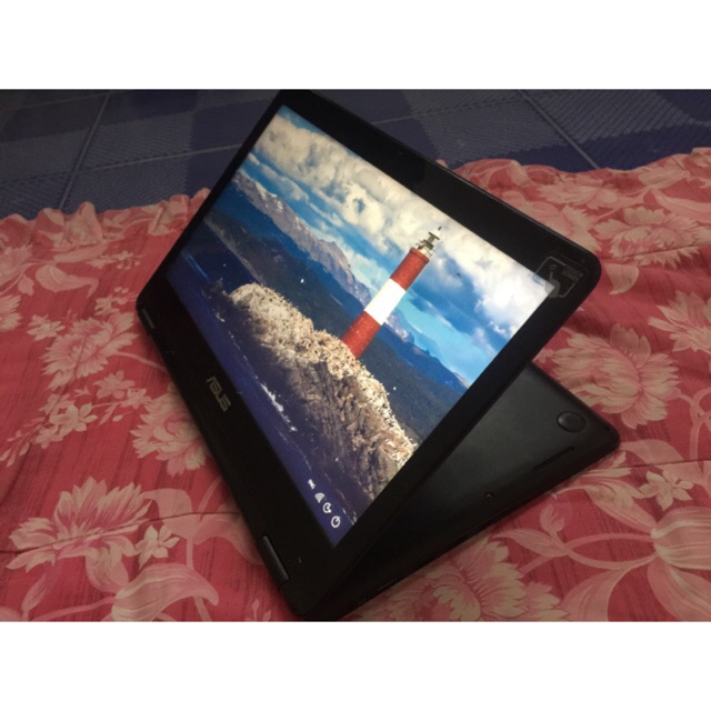 โน๊ตบุ๊ค  ASUS VivoBook Flip TP301UJ-C4012T(มือ2สภาพดี)