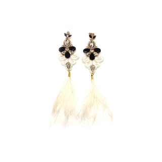 Socute ต่างหู Hand made ขนนก E024 - สีขาว