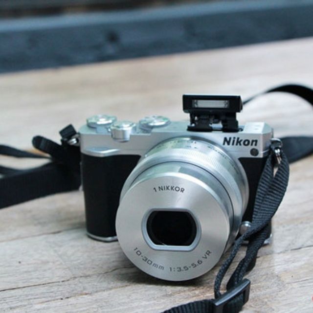 Nikon J5 Wifi กล้องหน้า กล้องหลัง