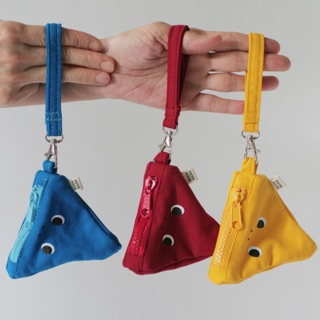 Triangle (pyramid) Glutton Monster Purse (3สี)