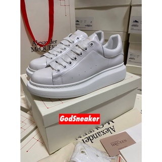 [ พร้อมส่ง ] M-cqueen Oversized " White " Size 36 - 45 [ ORI ]