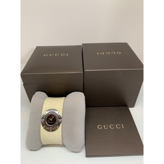 มือสอง Gucci rubber strap