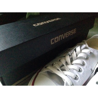 รองเท้า converse