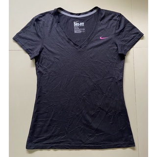 เสื้อกีฬาแขนสั้นผู้หญิง nike dri-fit