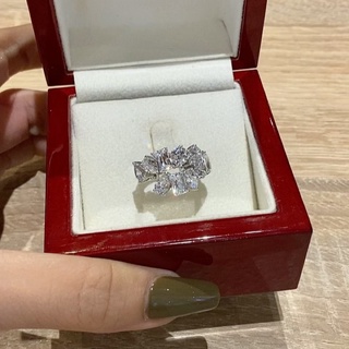 💍แหวนเพชร fancy ไขว้สวยมีเสน่ห์มากๆ เก๋ หรูหรา และไม่ซ้ำใคร ฝังเพชร เม็ดละ 20ตังค์ (pear cut, radiant cut และ round cut)