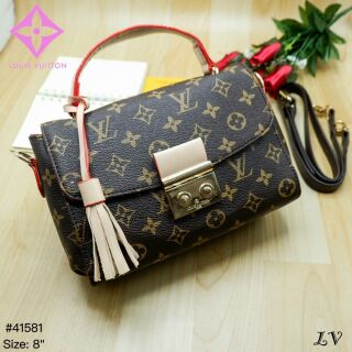 Louis Vuitton กระเป๋าสะพาย